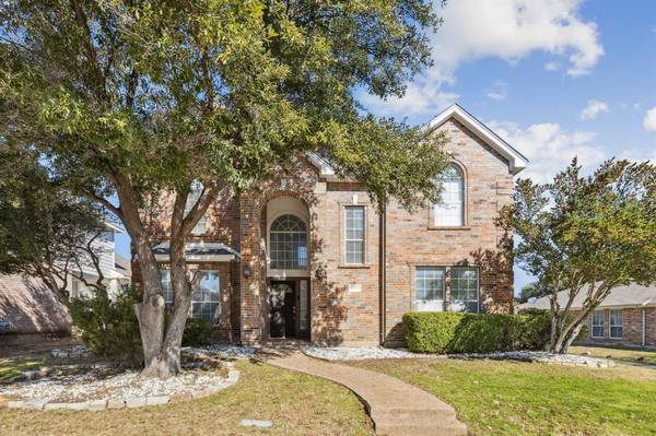 445 Vista Trail Drive, Lewisville, TX 75067