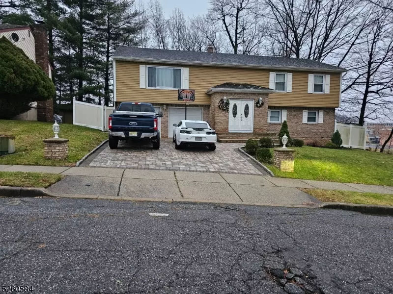 Haledon Boro, NJ 07508,4 Richard Scott Ct