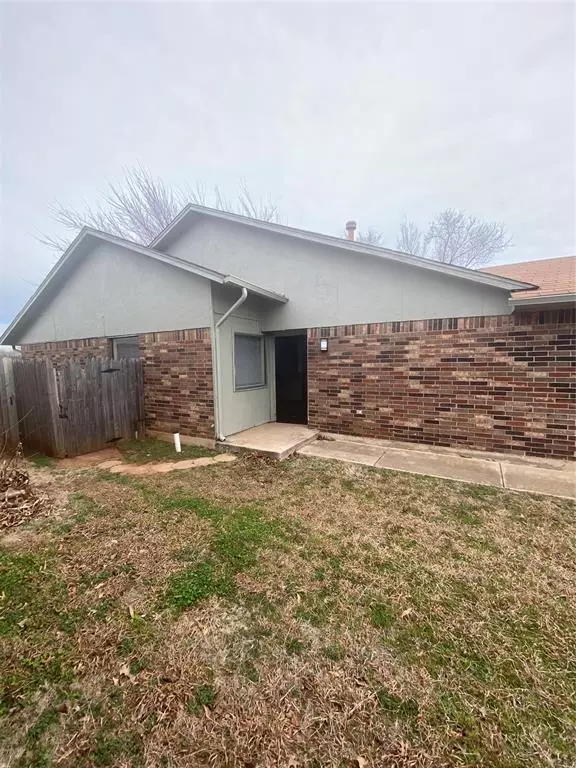 Midwest City, OK 73110,519 Peppertree Lane