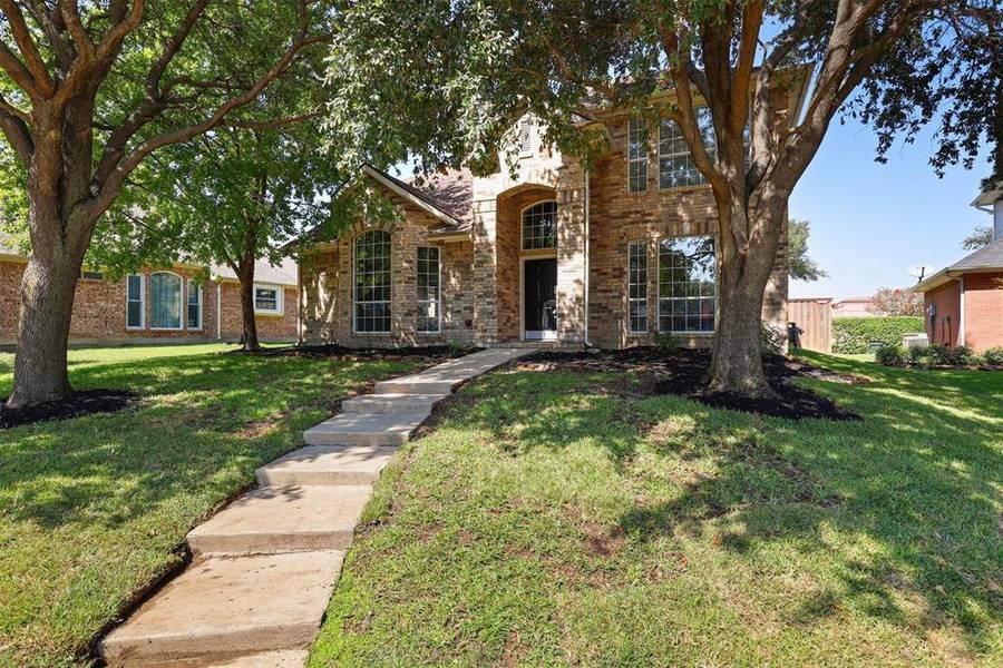 5920 Sandhill Circle, The Colony, TX 75056