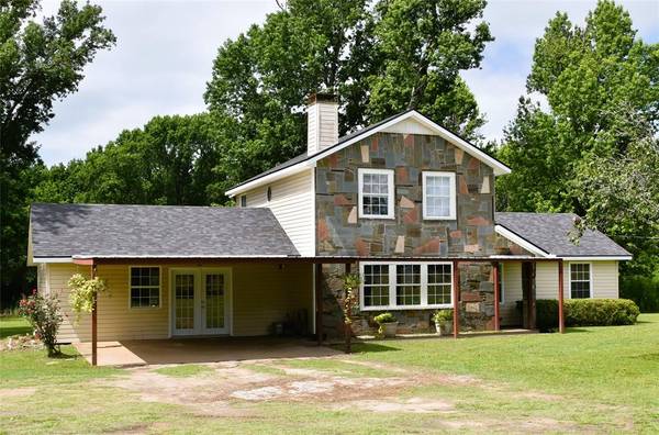 441 An County Road 1200 Road, Elkhart, TX 75839