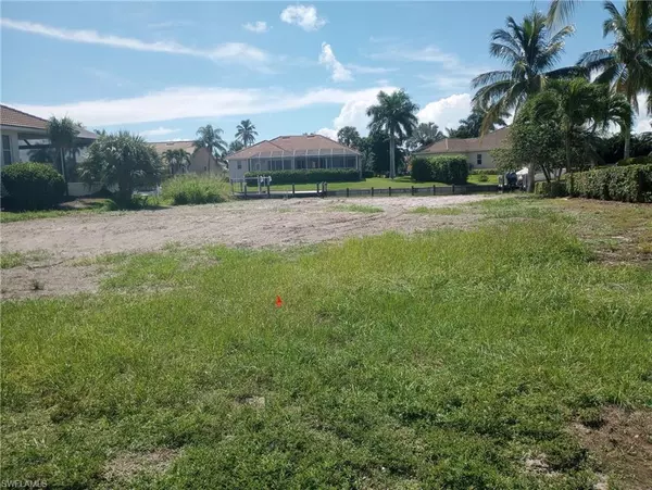 Marco Island, FL 34145,837 Wintergreen CT