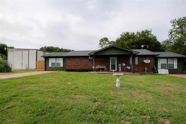 31747 E County Road 1560, Pauls Valley, OK 73075