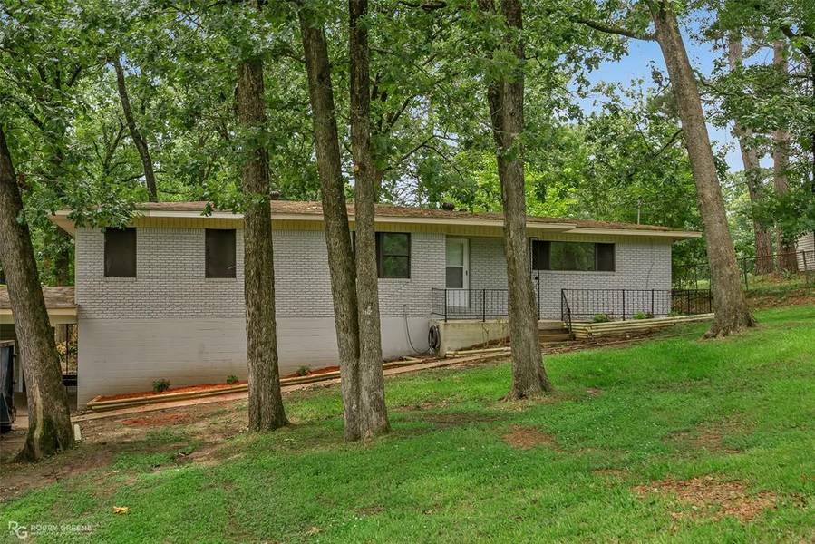 4527 S Fairway Drive, Shreveport, LA 71109