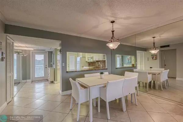 Lighthouse Point, FL 33064,3180 NE 48th Ct  #412