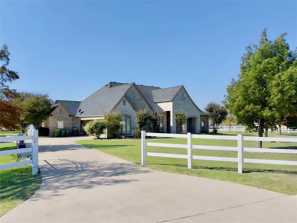 Haslet, TX 76052,13237 Willow Creek Drive