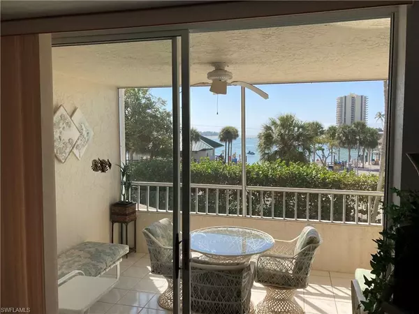 Marco Island, FL 34145,901 Collier CT 5-205