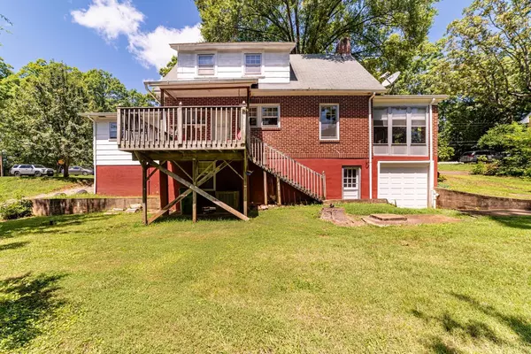 Altavista, VA 24517,317 Myrtle LN