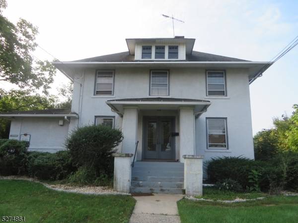 286 E Main St, Somerville Boro, NJ 08876