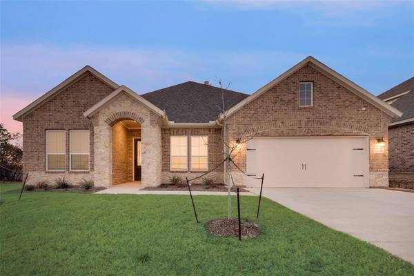 1708 Surrey Court, Weatherford, TX 76087