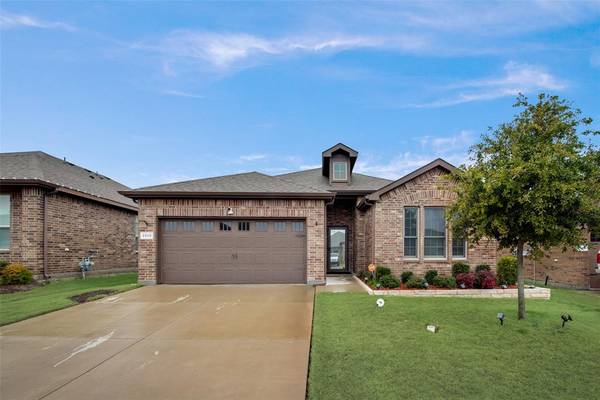 2505 Lavender Lane, Glenn Heights, TX 75154