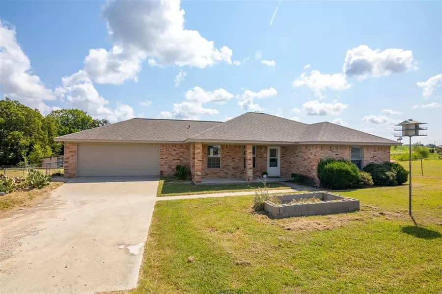 103 Lynch Drive, Alvord, TX 76225