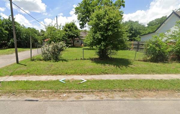 1703 Jones Street,  Greenville,  TX 75401