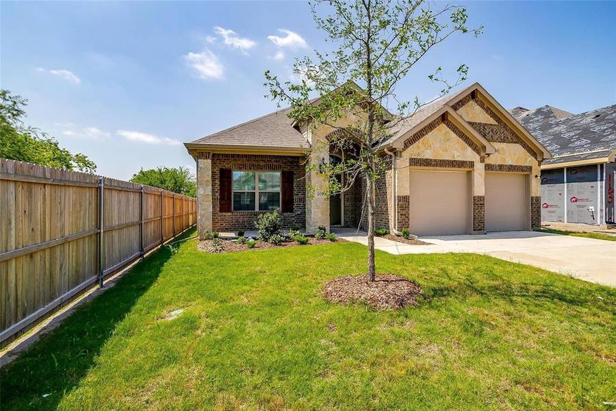 109 Deacon, Red Oak, TX 75154