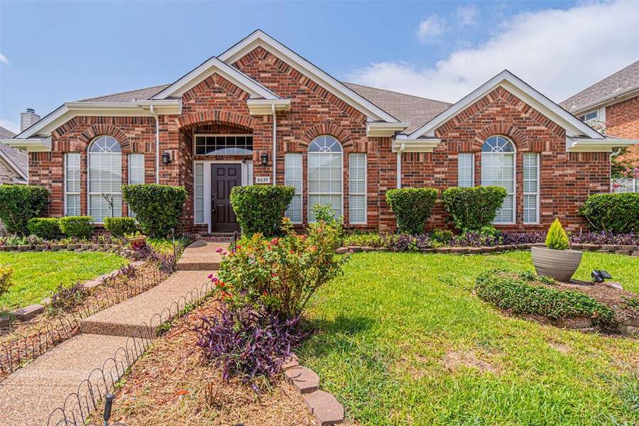 5537 Mountain Valley Drive, The Colony, TX 75056