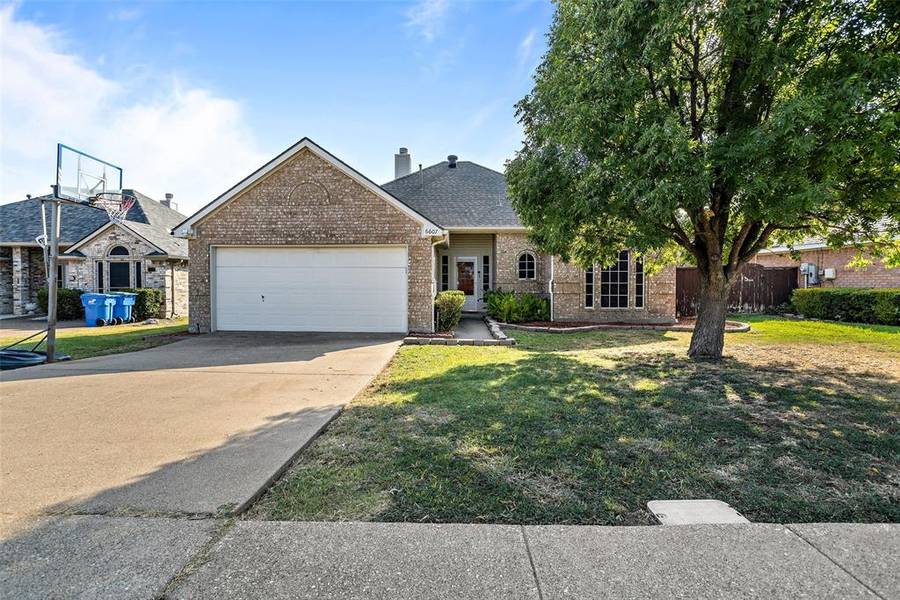 6607 Violet Drive, Rowlett, TX 75089