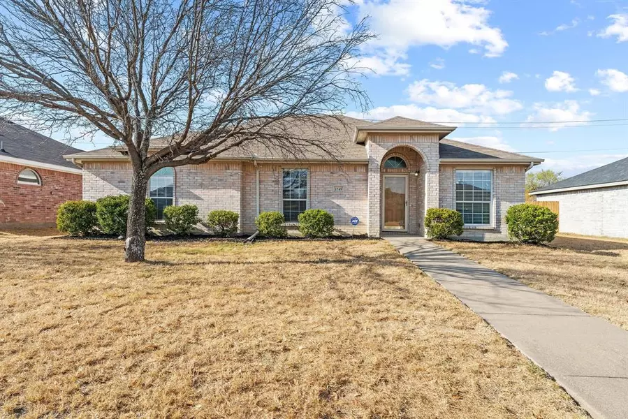 1749 Cansler Lane, Lancaster, TX 75134