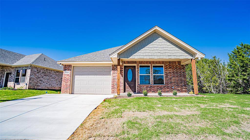 2510 Smokerise Trail, Granbury, TX 76048