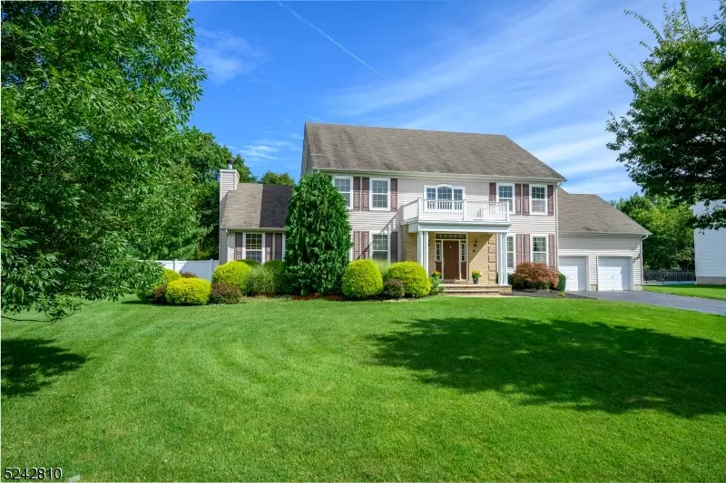 4 Christie Ln, Freehold Twp., NJ 07728