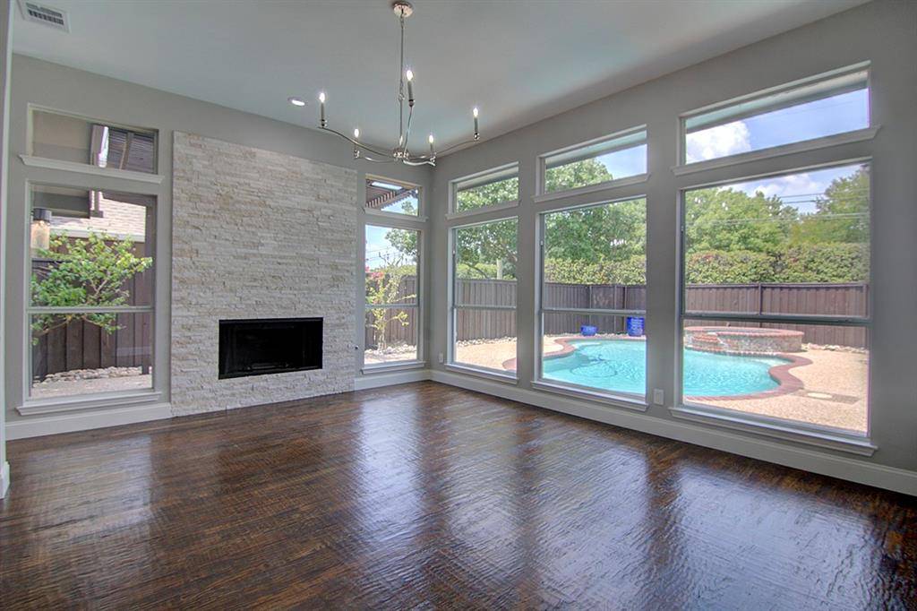 11216 Newport Drive, Frisco, TX 75035
