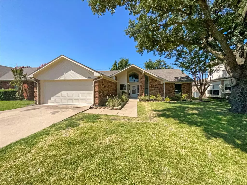 Rowlett, TX 75089,6305 Iris Drive