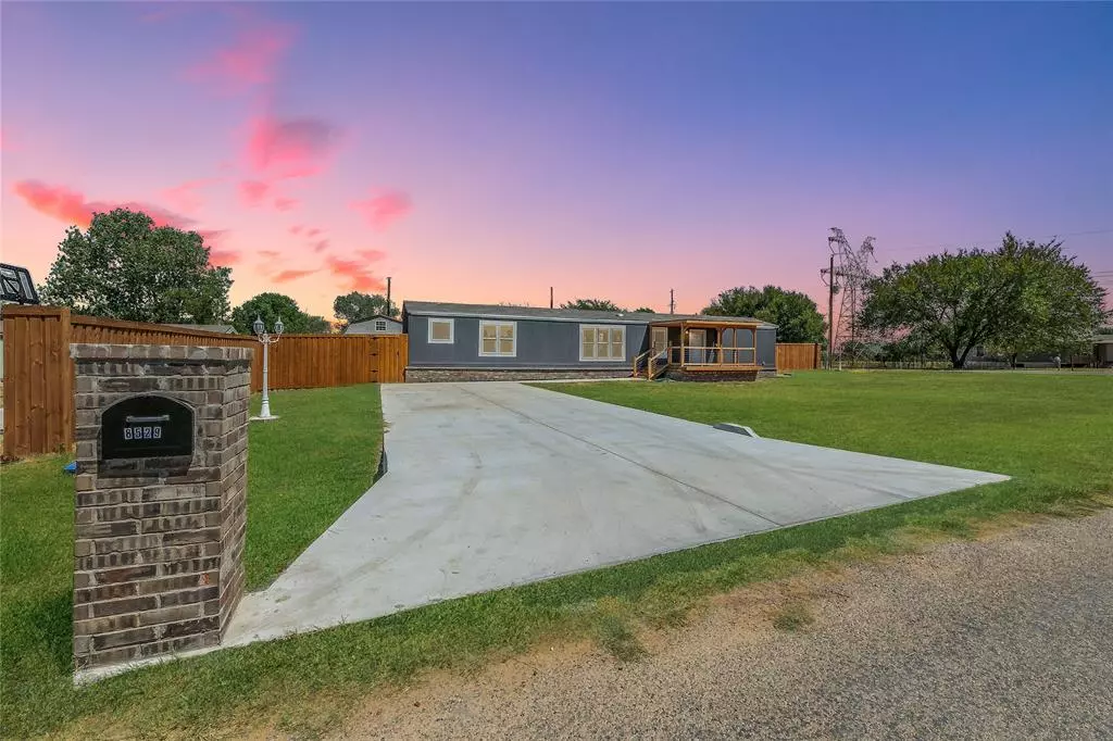 Granbury, TX 76048,8529 Weems Estates Drive