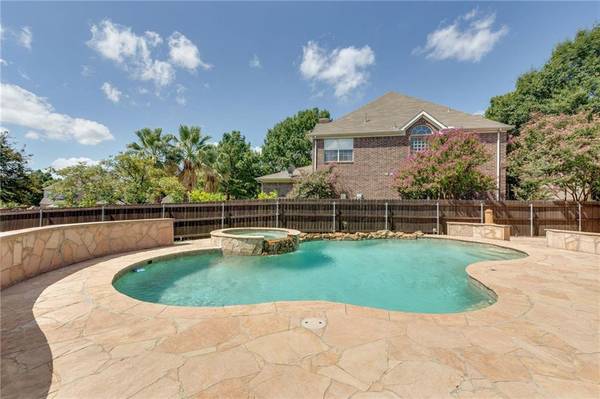 1816 Trail Ridge Lane, Flower Mound, TX 75028