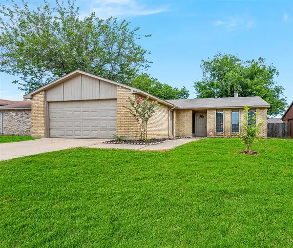 4033 Engleman Street, Fort Worth, TX 76137