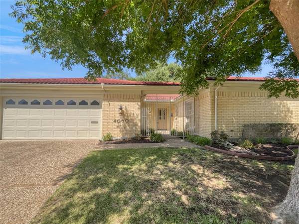 4060 Hidden View Circle, Fort Worth, TX 76109