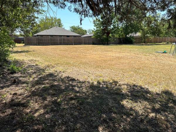 417 Bethlehem Street, Terrell, TX 75160