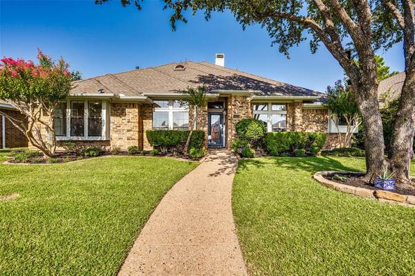 9020 Silverdollar Trail, Irving, TX 75063