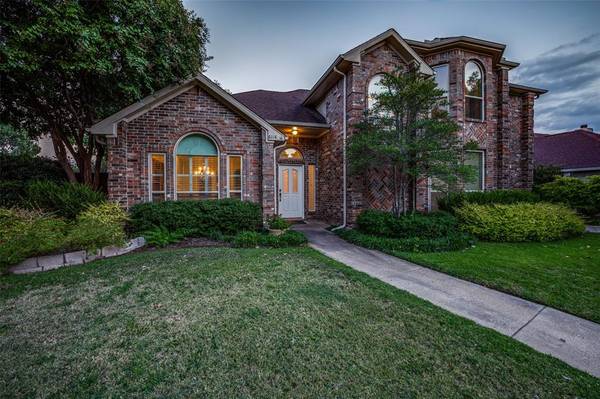 6114 Hawkeye Road, Rowlett, TX 75089