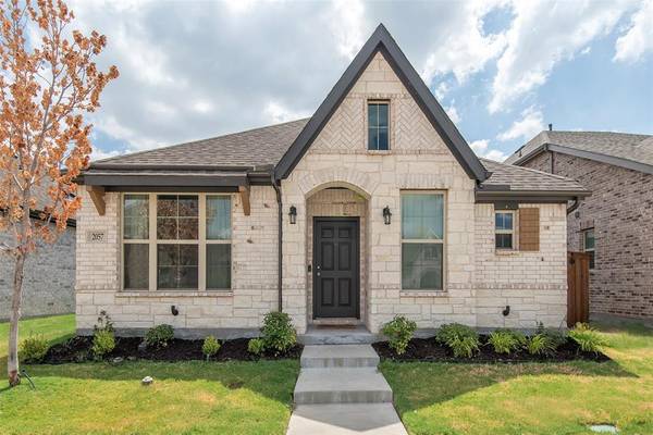 2057 Almassera Drive, Little Elm, TX 75068