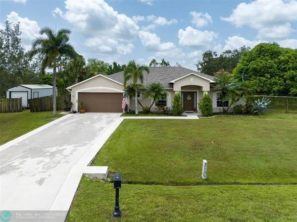 1202 SW Fountain Ave, Port St Lucie, FL 34953