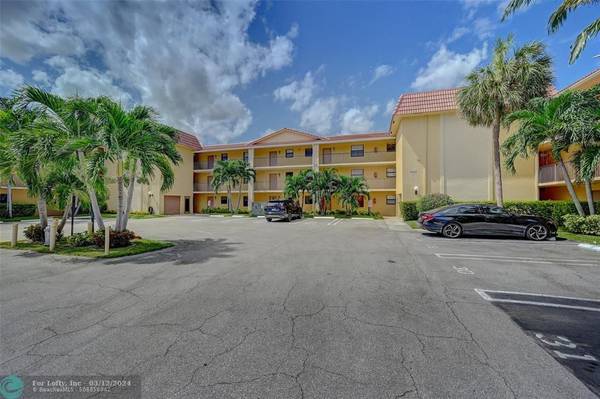 Coral Springs, FL 33065,11453 NW 39th Ct  #114-2