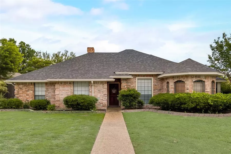 1710 Plummer Drive, Rockwall, TX 75087