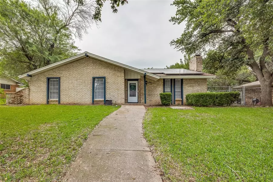 419 Ray Avenue, Desoto, TX 75115