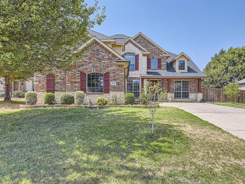 5719 Appalossa Drive, Grand Prairie, TX 75052