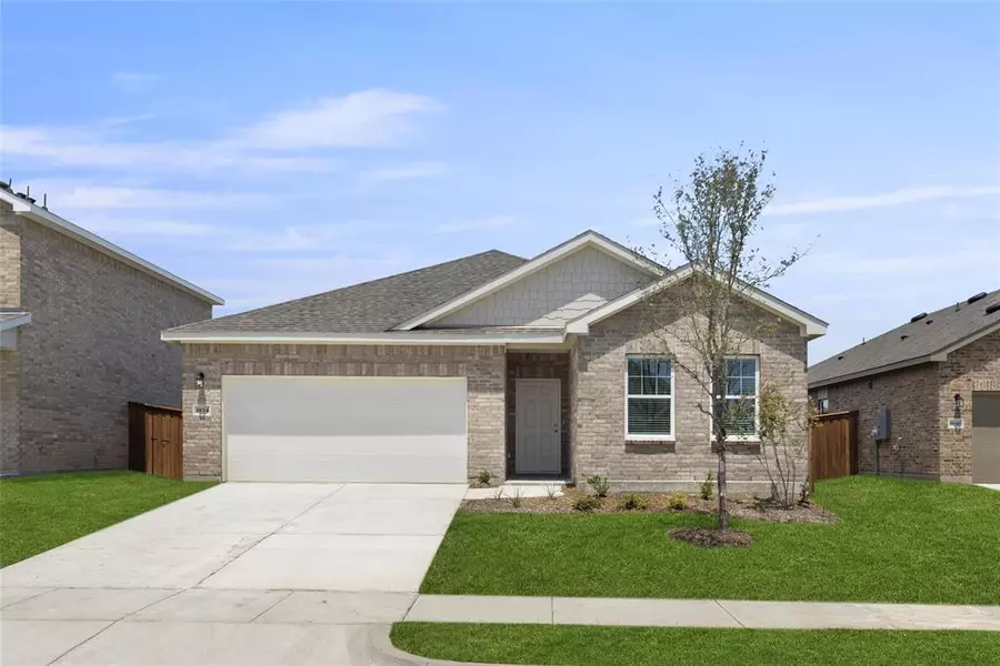 1834 Sandlin Drive, Forney, TX 75126