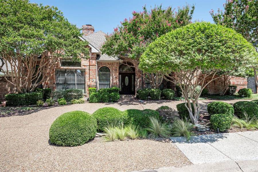 5905 Fallsview Lane, Dallas, TX 75252