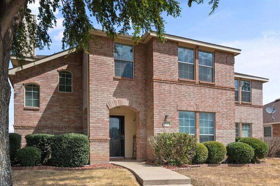 2624 Loch Wood Drive, Lancaster, TX 75146