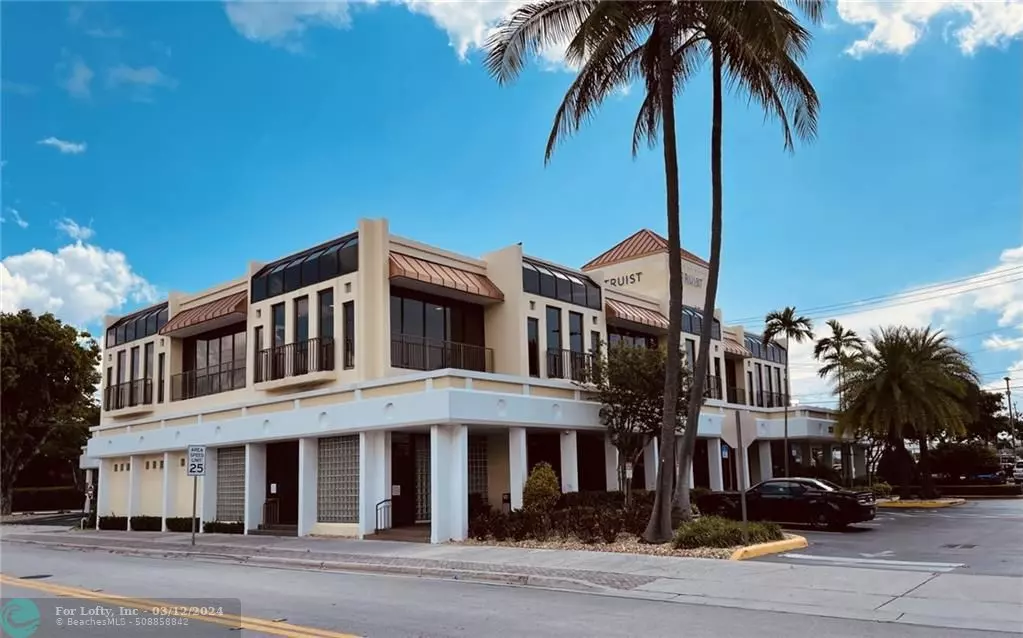 Lauderdale By The Sea, FL 33308,221 Commercial Blvd  #204