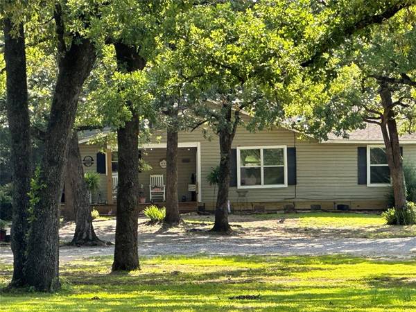 439 County Road 1668, Alba, TX 75410