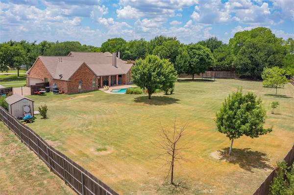 157 Shadow Creek Lane, Aledo, TX 76008