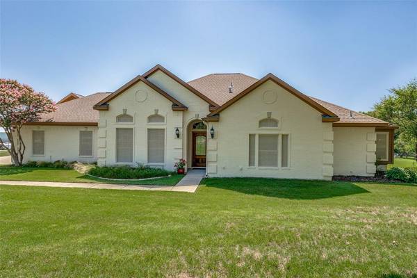 4038 Heritage Trail,  Celina,  TX 75009