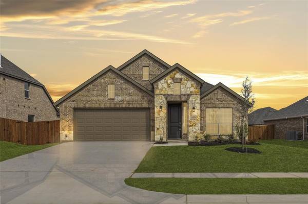 1405 Fox Glen Trail, Crowley, TX 76036