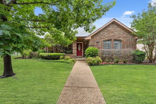 2500 Clearspring Drive N, Irving, TX 75063