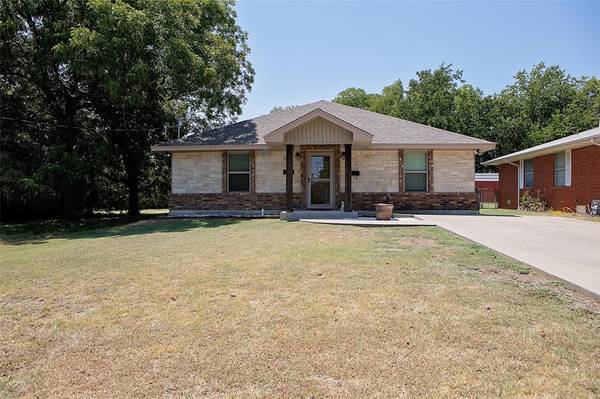 508 Lasalle Street, Bowie, TX 76230