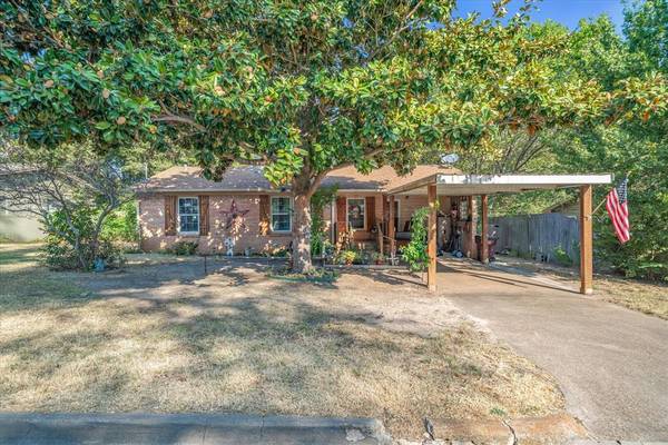 1151 Tower Street,  Canton,  TX 75103