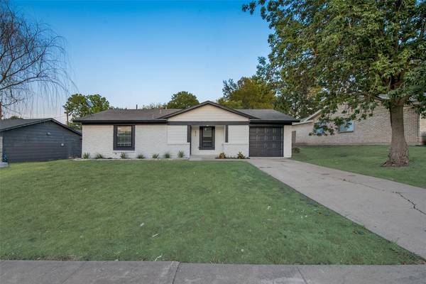 6810 Balalaika Road, Dallas, TX 75241